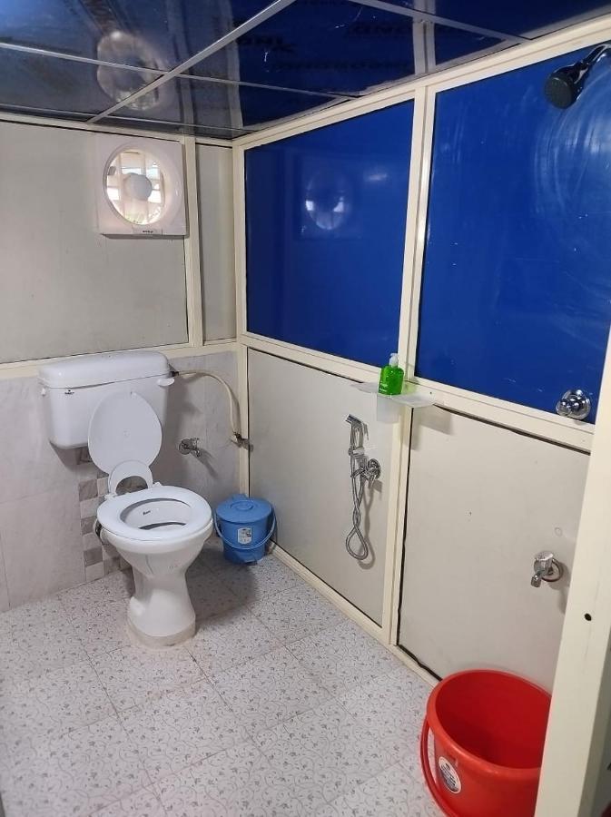 Rajeswari Ac Dormitory For Indian Males Only Port Blair Exterior photo